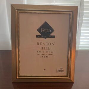 NWT 8 x 10 Fetco International Beacon Hill Solid Brass Picture Frame